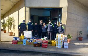 Befana della Polizia, cibo e giocattoli per i più bisognosi