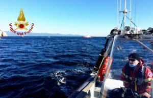 Cala Fighera, trovati in mare boa e fucile da pesca: si cerca un sub