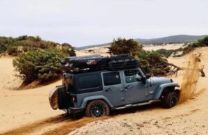 In fuoristrada sulle dune di Piscinas: parte l’esposto degli ambientalisti