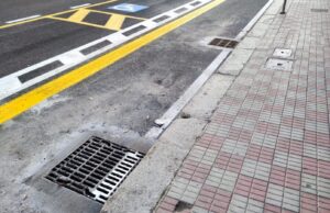 Via Sonnino: sollevate le caditoie della pista ciclabile