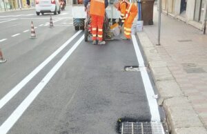 Via Sonnino: rifatto il manto stradale, ma i ciclisti protestano