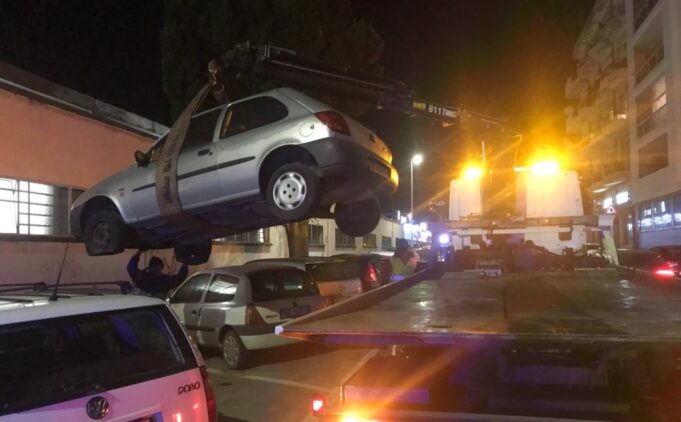 Cagliari, oltre 150 auto abbandonate e relitti | Polastri: “Schiaffo a decoro urbano”