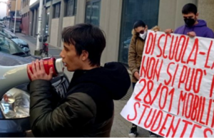 “Di scuola-lavoro non si può morire” | Sit-in a Cagliari per Lorenzo Parelli