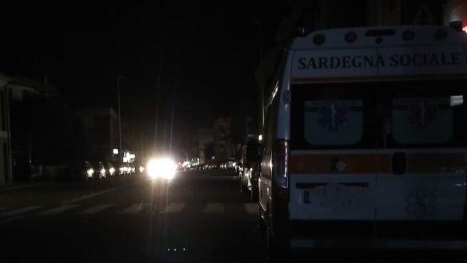 Cagliari al buio, i residenti: “Dov’è la sicurezza stradale?”