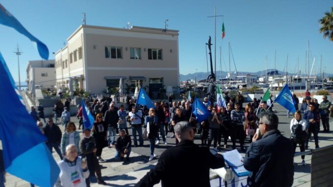 Abolizione super green pass per i trasporti: Italexit contro la Lega