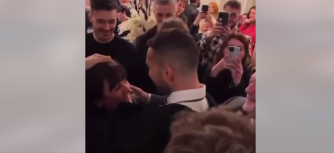 “Ja ti la credias crasa”, le parole di Mahmood alla madre dopo la vittoria