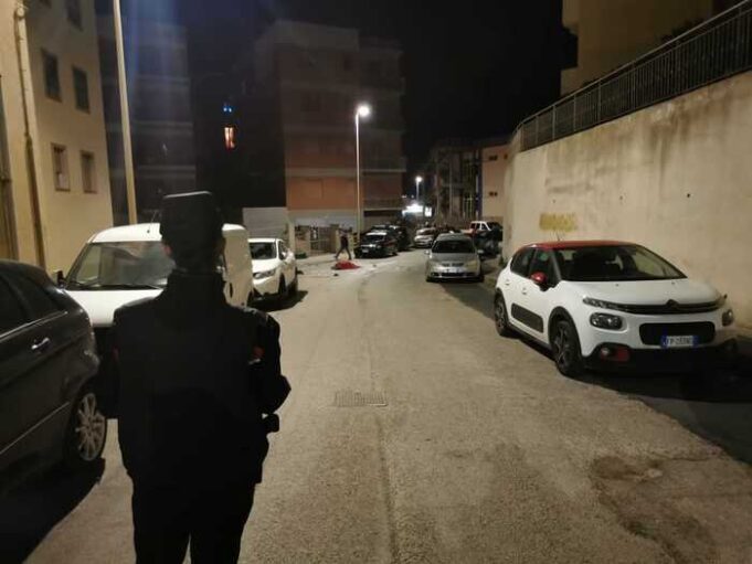 Uccide il suocero con la scure, moglie e suocera gravissime