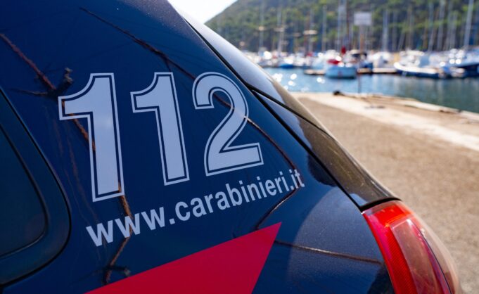 Vende a 800 euro un IPhone inesistente | La truffa online parte da Cagliari