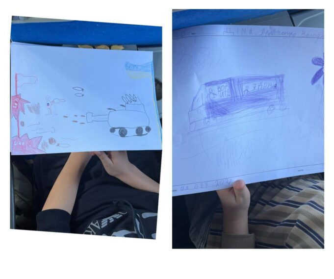 Carrarmati e pullman: paura e speranza nei disegni dei bimbi ucraini