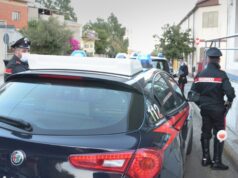 Si fingono dipendenti delle Poste e truffano due coniugi di Villacidro