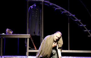 Teatro delle Saline | Akròama porta in scena “Trilogia d’autore”