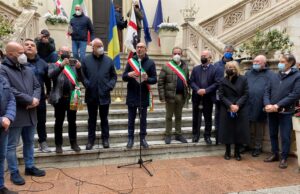 Manifestazione per la pace al Palazzo Civico di Cagliari