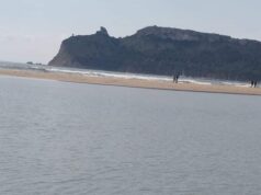 Maltempo: mareggiata al Poetto | Clima in graduale miglioramento