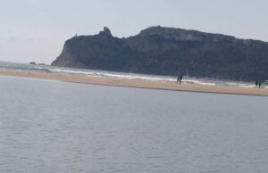 Maltempo: mareggiata al Poetto | Clima in graduale miglioramento