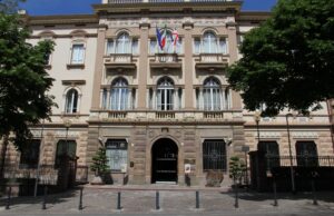 Banco di Sardegna, la Regione si schiera con sindaci e comunità