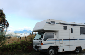 I camper potranno sostare fino a 120 ore in area riservata | L’Isola apripista in Italia