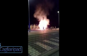 Ditta di trasporti non aderisce allo sciopero: camion incendiato | Video