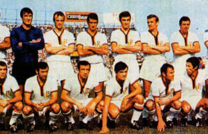 Cagliari e la Sardegna festeggiano uno scudetto sempre più sbiadito