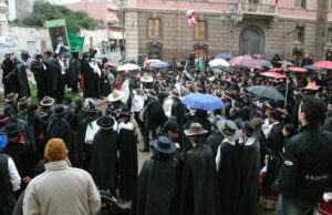 Mobilitazione contro la guerra: il raduno degli Zorro ad Oristano