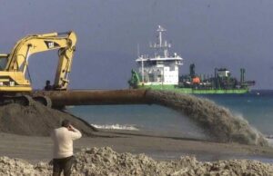 Poetto: a 20 anni dal ripascimento restano gli effetti di quel disastro epocale