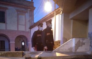 Rompe porta finestra di un’abitazione, 41enne ai domiciliari