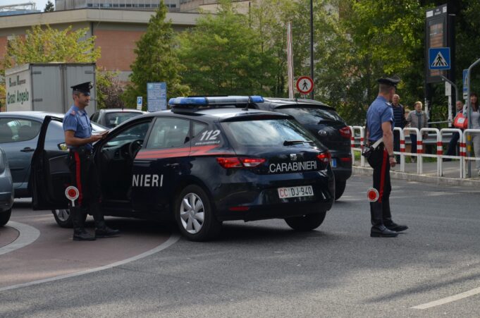 Furto al Carrefour, denunciati tre algerini del Cas di Monastir
