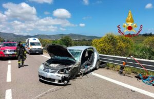 Incidente frontale sulla Nuova 125: coinvolti anche due neonati