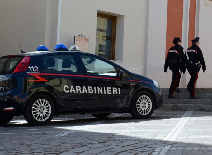 Evade dai domiciliari, 26enne ritrovato con braccialetto elettronico