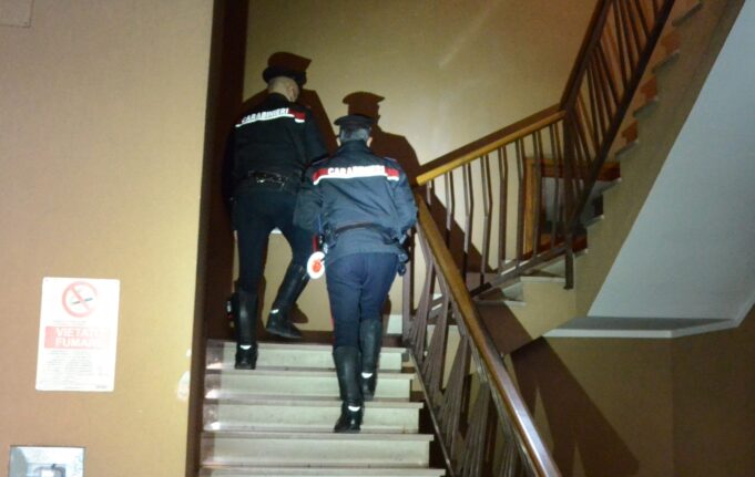 Evade dai domiciliari per due volte in 48h, arrestato 19enne