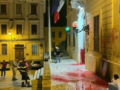 Cagliari, lanciata molotov contro Comando dell’Esercito Sardegna