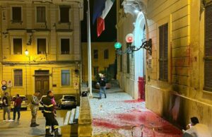 Cagliari, lanciata molotov contro Comando dell’Esercito Sardegna