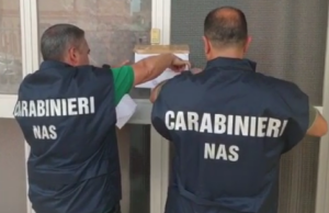 Via vai sospetto di uomini, sotto sequestro centro massaggi orientali