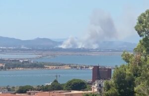 Pericolo incendi alto a Cagliari: la Protezione Civile lancia l’allarme