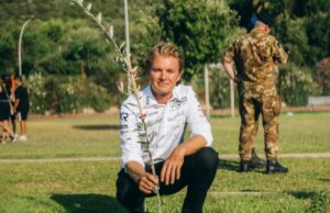 Incendi | Il pilota Nico Rosberg dona cinquemila alberi alla Sardegna