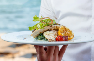 Turismo, in Sardegna il 70% del lavoro è irregolare