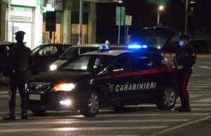 Provoca incidente con auto rubata e scappa | In corso le indagini