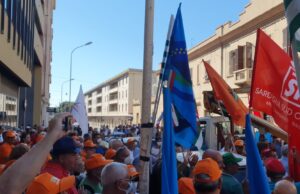 Emergenza sanitaria nel Sulcis Iglesiente, la protesta arriva in via Roma