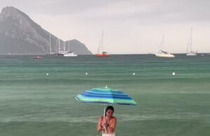 Porto Taverna, Cucciari festeggia il compleanno in mare (sotto la pioggia)