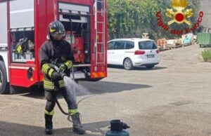 Trovato senza vita sul divano | La vittima è un imprenditore di 62 anni