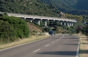 Incidente sulla Orientale Sarda, ha perso la vita un motociclista tedesco