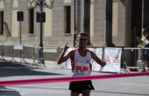 Oristano, Oualid Abdelkader ha trionfato nella Mezza Maratona del Giudicato