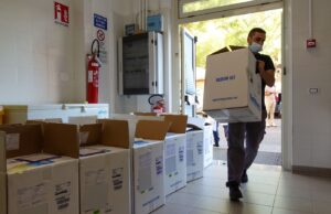 Covid, in Sardegna oltre 120mila dosi del nuovo vaccino bivalente