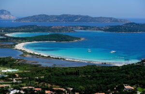 Colto da malore al mare, turista perde la vita a San Teodoro