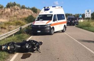 Impatto fatale contro il guardrail: perde la vita centauro di Cabras