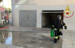 Su Planu, fiamme in un garage sottostante a una palazzina
