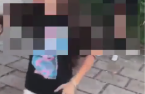 “Dagli uno schiaffo e ti do cinque euro” | La rissa fra ragazzine a Sestu è virale