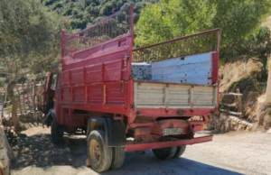 Tragedia a Lollove, lavoratore muore schiacciato da un furgone