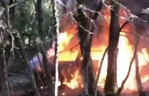 Far West sulla 131, ritrovate in fiamme le auto dei banditi