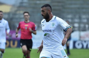 Una carambola al 90’ beffa l’Olbia, la Carrarese vince 1-0