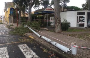 Notte di bufera a Torregrande, ecco come si è risvegliata oggi